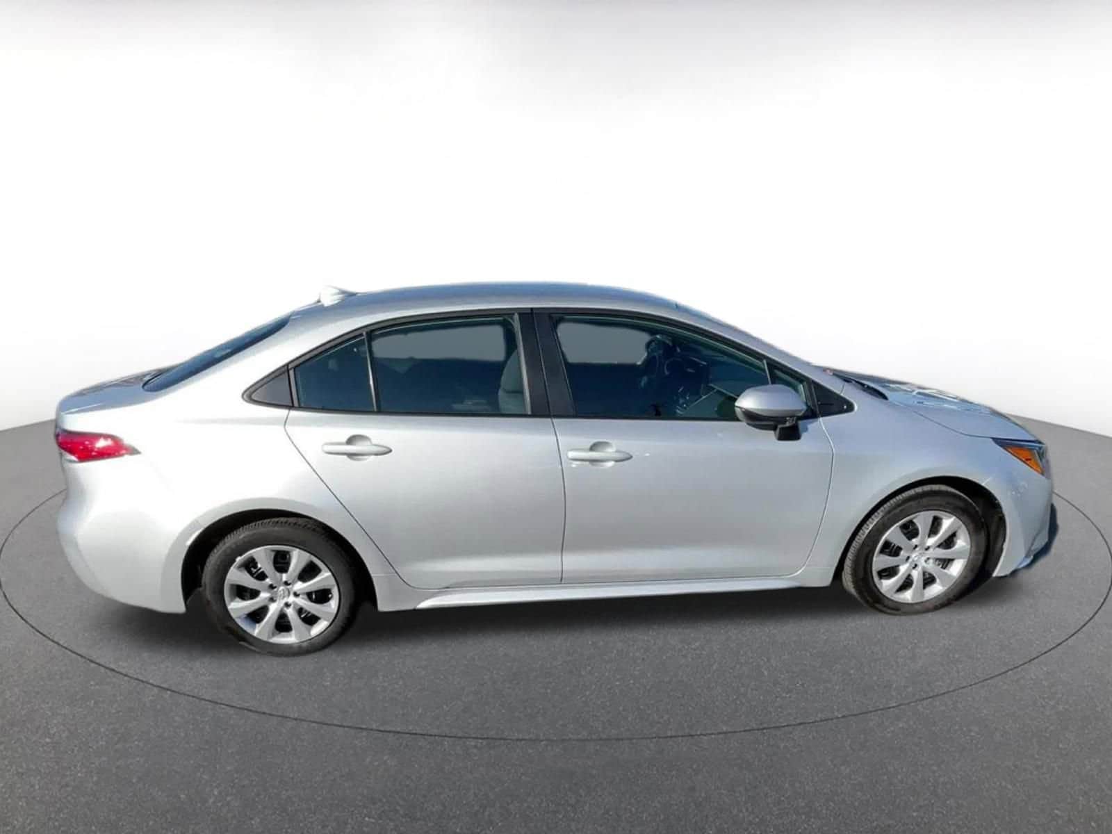 Thumbnail: 2025 Toyota Corolla - 16