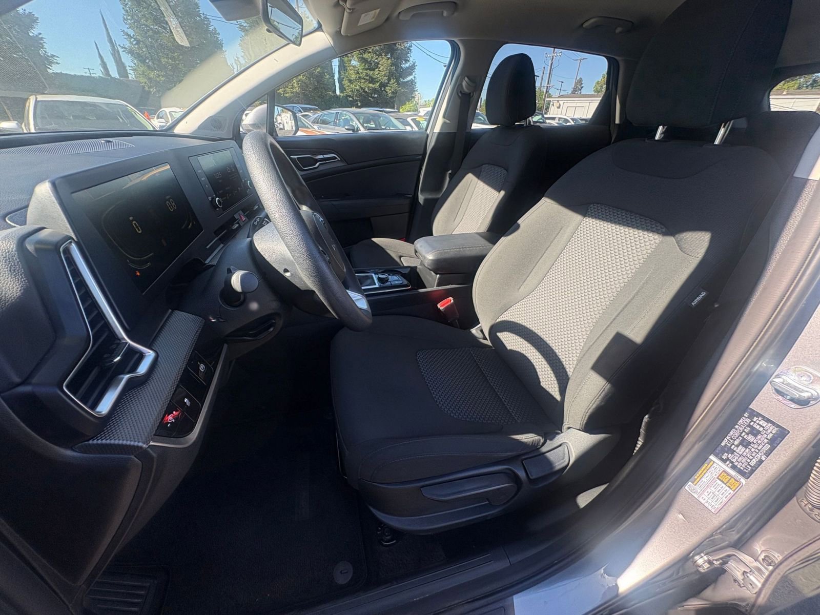 Thumbnail: 2025 Kia Sportage - 35