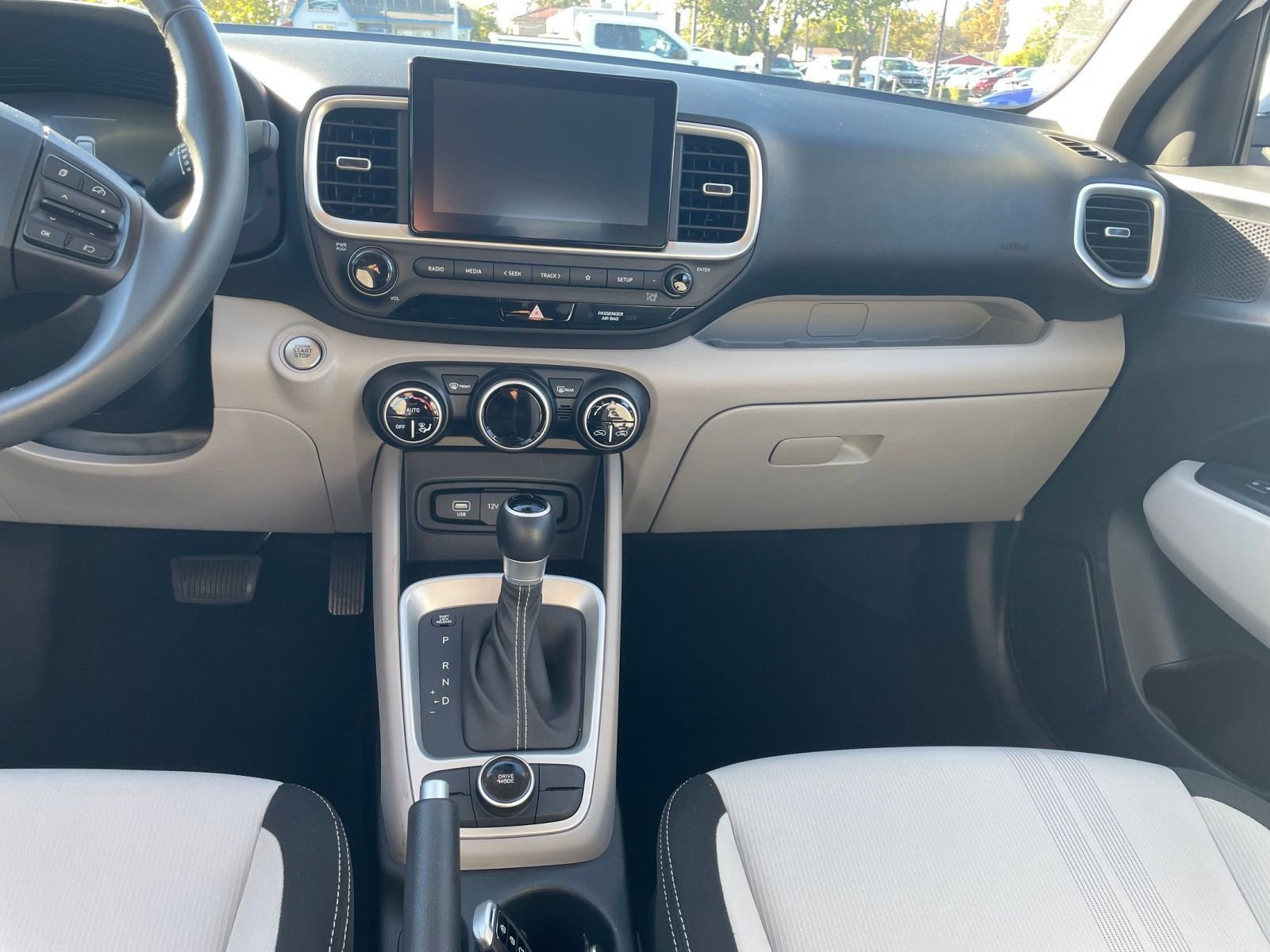 Thumbnail: 2025 Hyundai Venue - 34