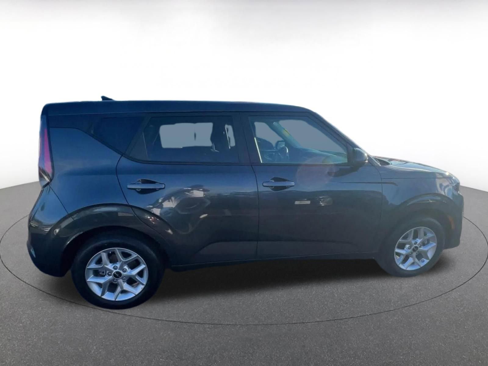 Thumbnail: 2025 Kia Soul - 16