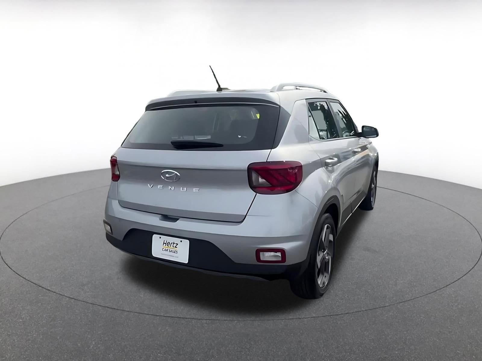 Thumbnail: 2025 Hyundai Venue - 14