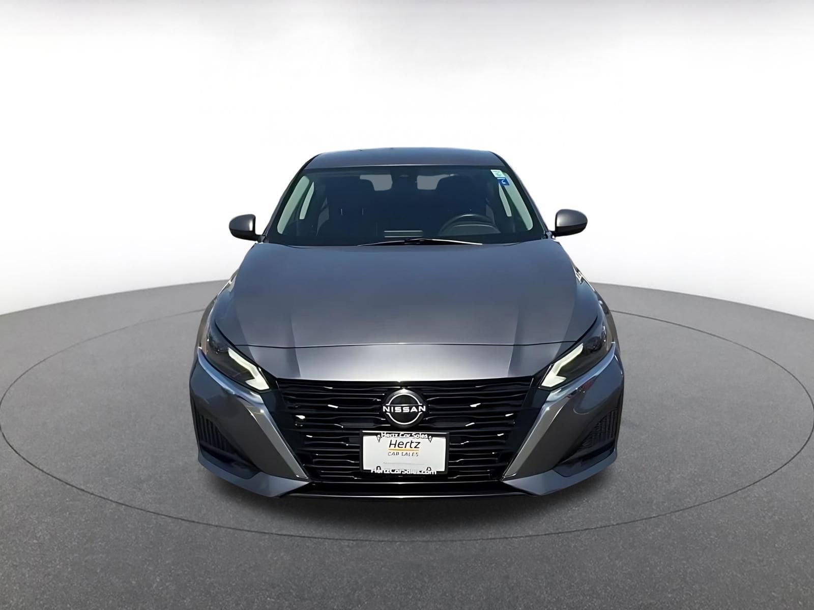 Thumbnail: 2023 Nissan Altima - 4