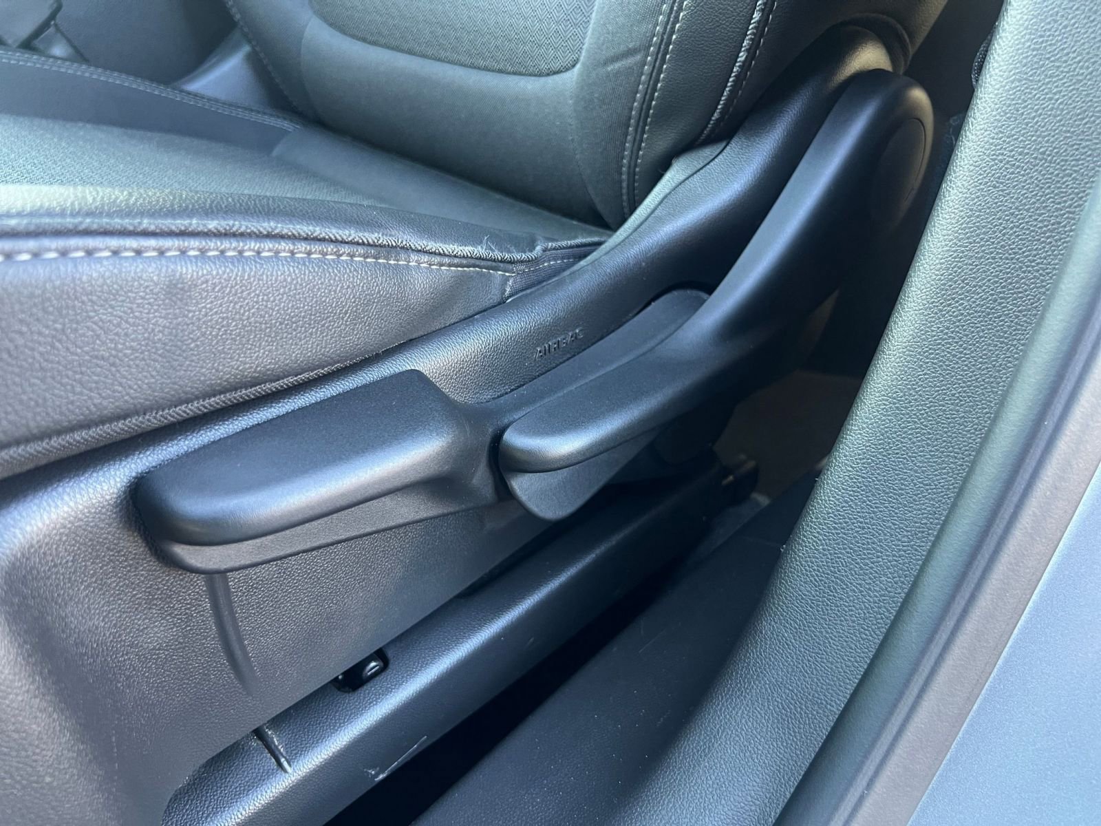 Thumbnail: 2025 Buick Encore GX - 23