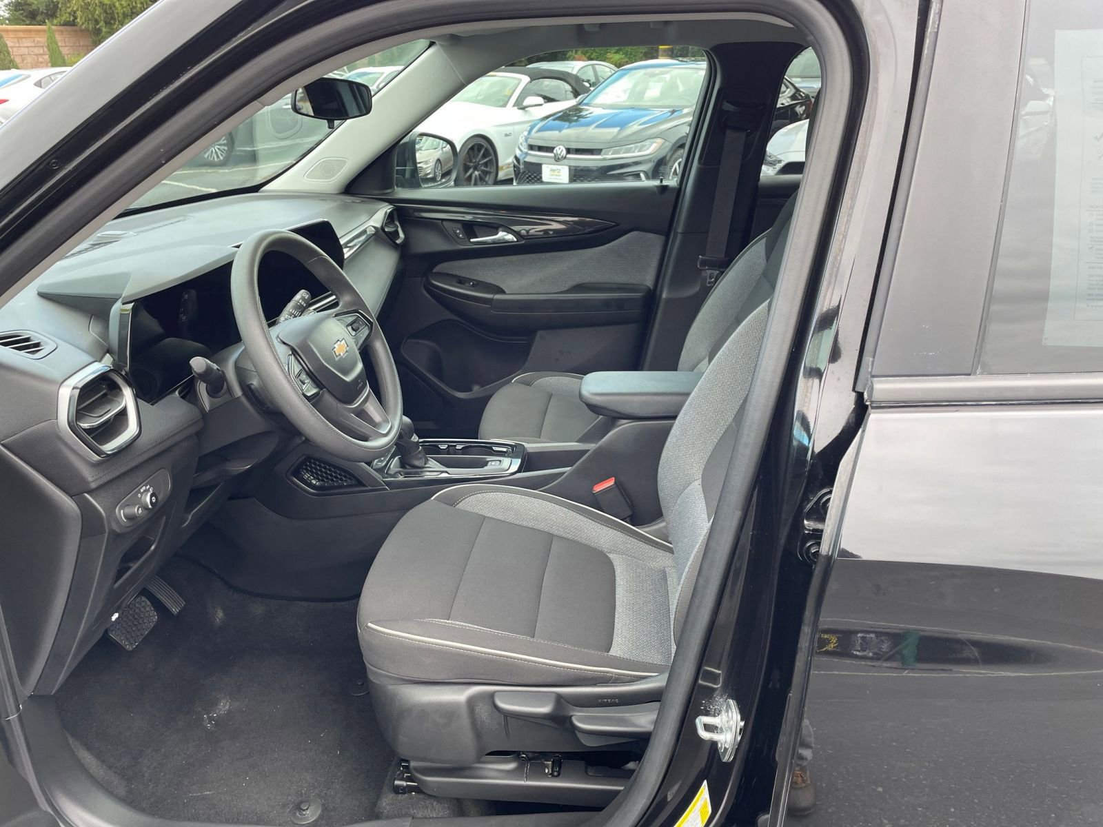 Thumbnail: 2025 Chevrolet TrailBlazer - 22