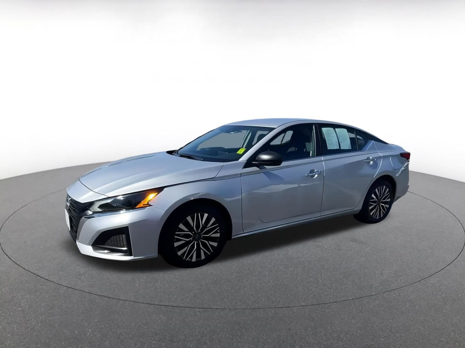 Thumbnail: 2024 Nissan Altima - 8