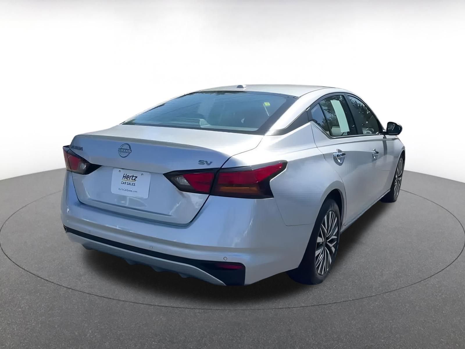 Thumbnail: 2024 Nissan Altima - 14