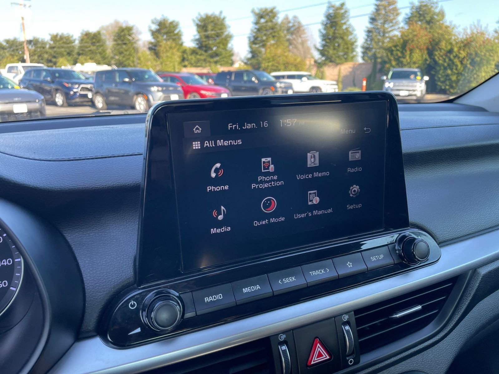 Thumbnail: 2023 Kia Forte - 21