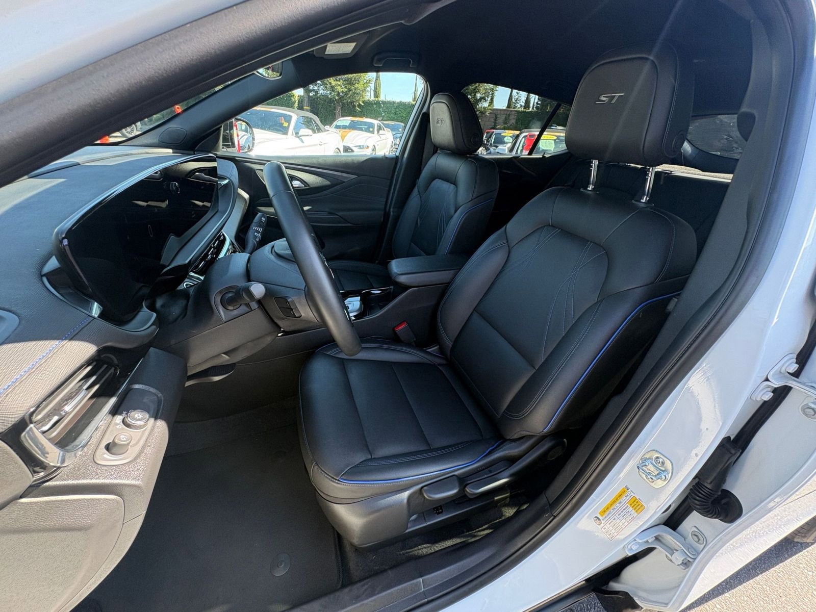 Thumbnail: 2025 Buick Envista - 35