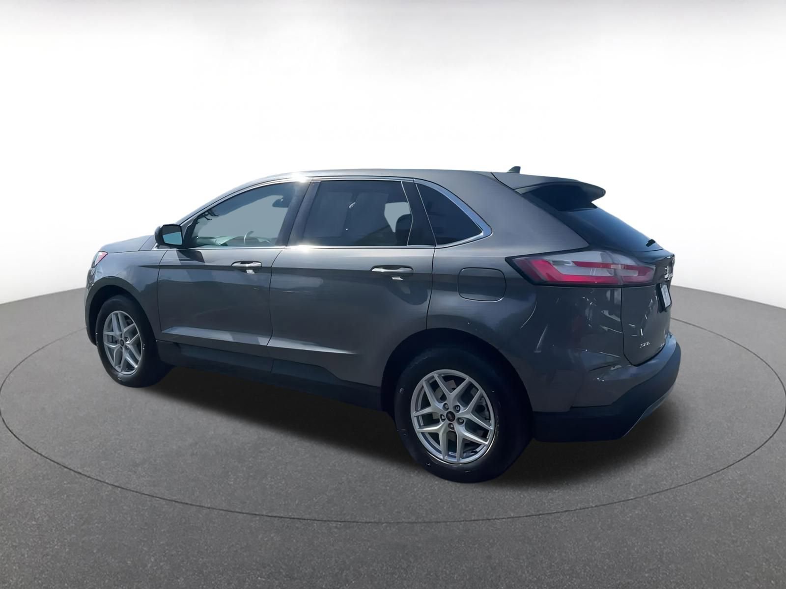 Thumbnail: 2024 Ford Edge - 10