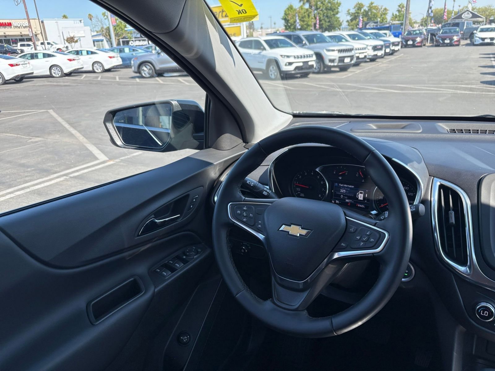 Thumbnail: 2024 Chevrolet Equinox - 28