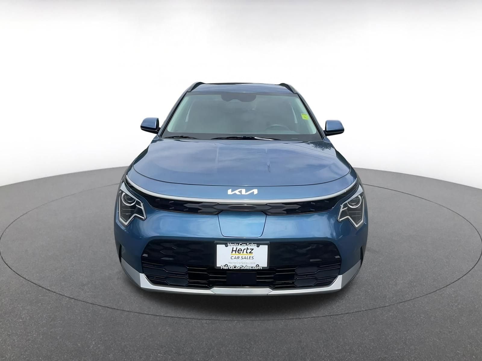 Thumbnail: 2023 Kia Niro - 5