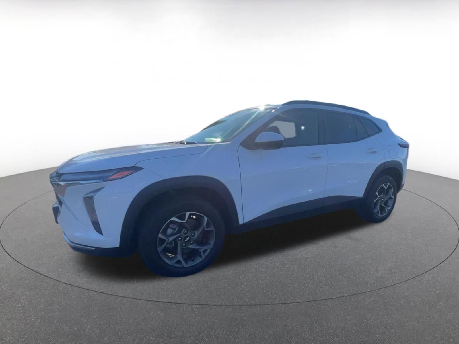 Thumbnail: 2025 Chevrolet Trax - 8