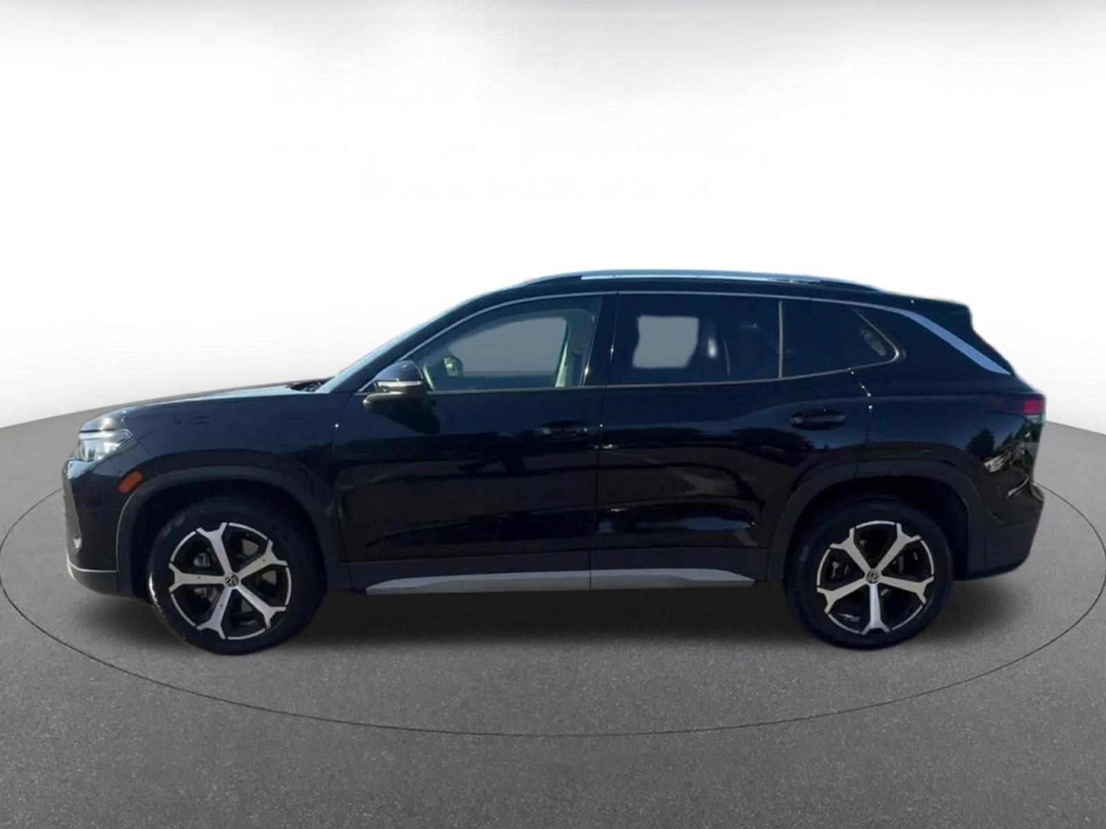 Thumbnail: 2026 Volkswagen Tiguan - 9