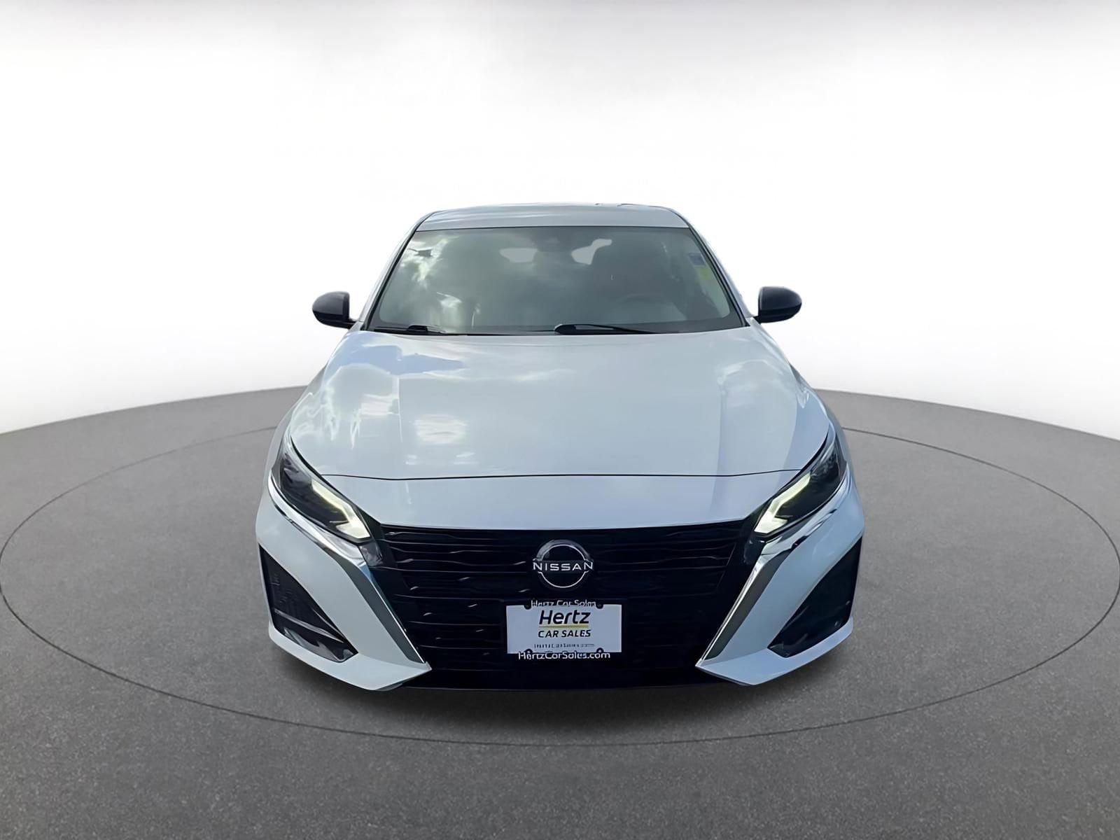 Thumbnail: 2025 Nissan Altima - 4