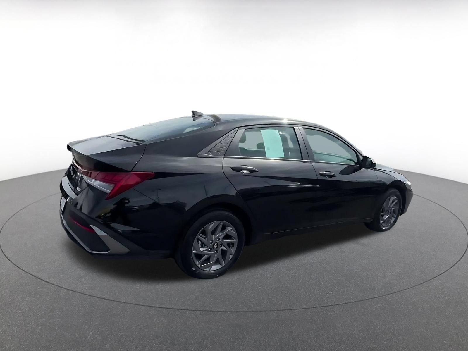 Thumbnail: 2026 Hyundai Elantra - 13