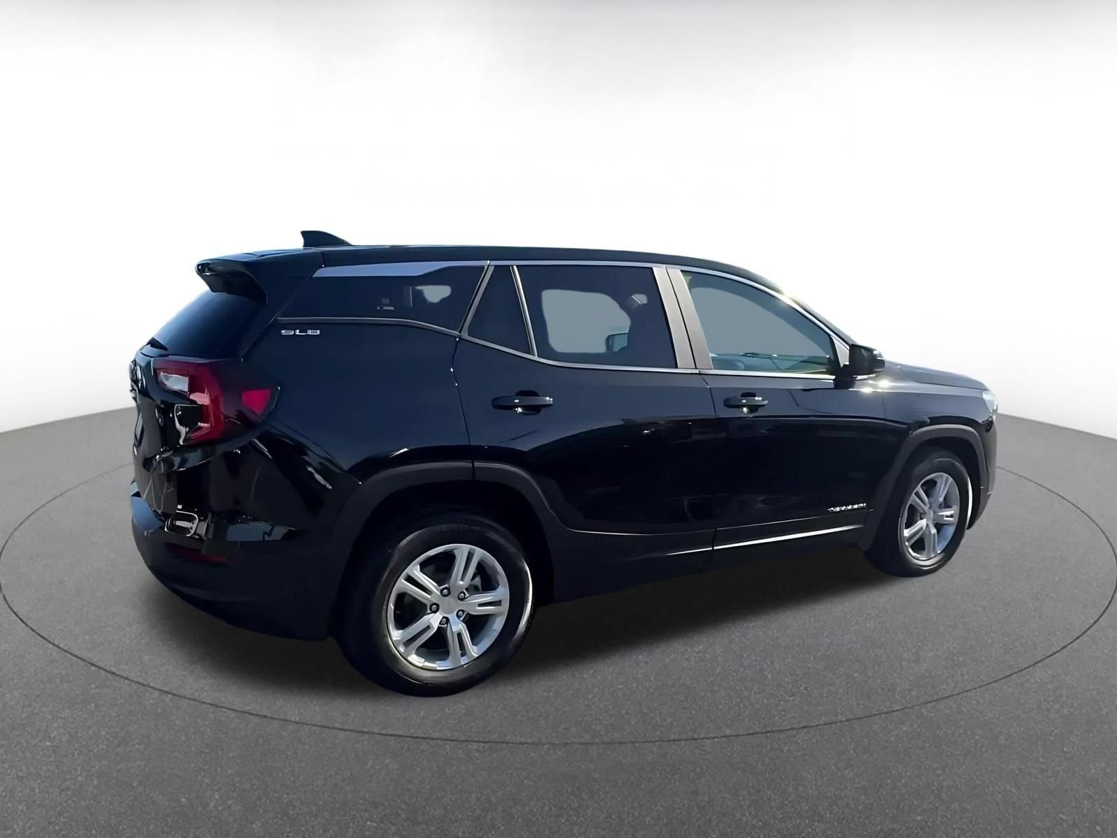 Thumbnail: 2024 GMC Terrain - 11