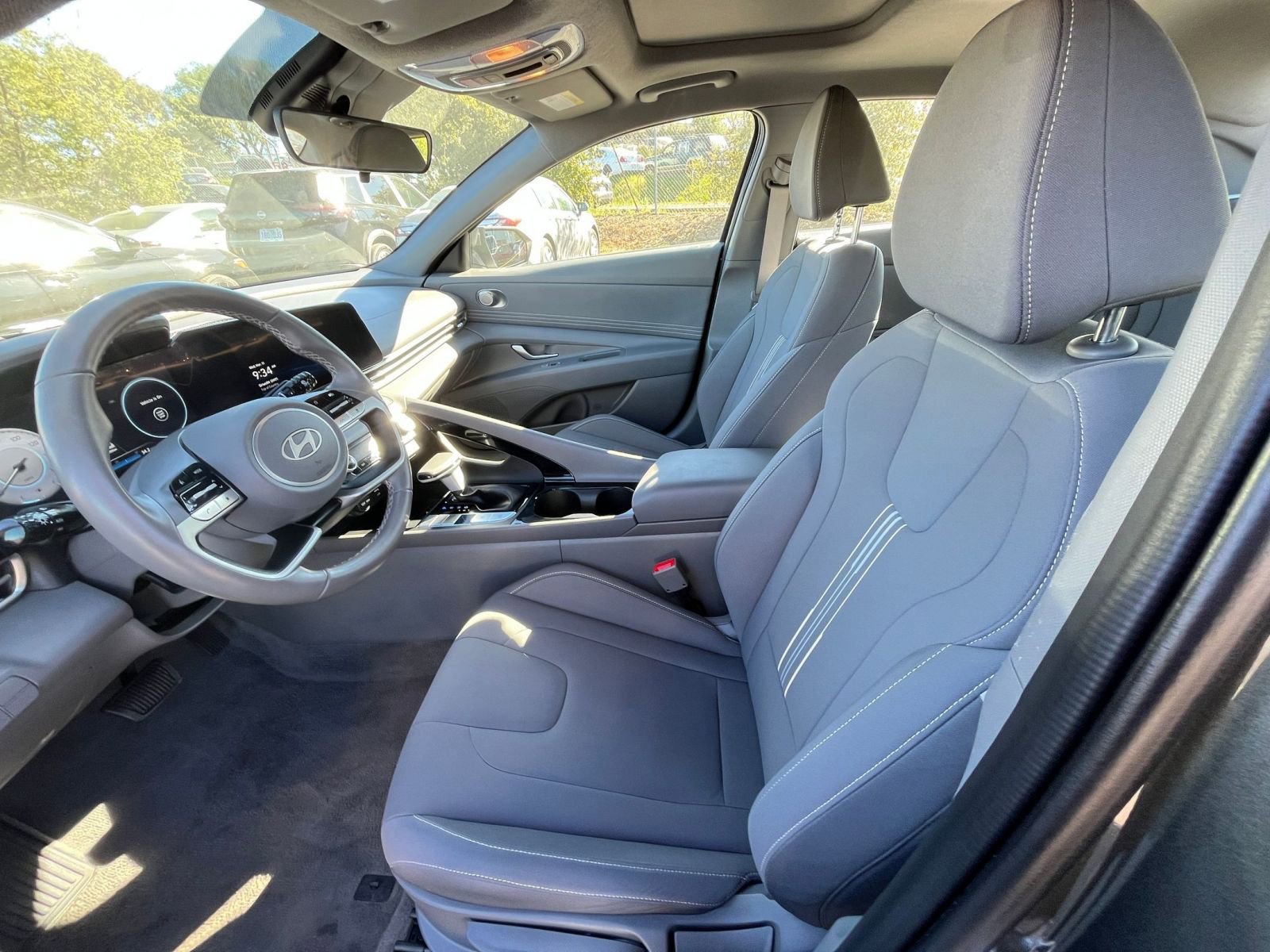 Thumbnail: 2025 Hyundai Elantra - 27