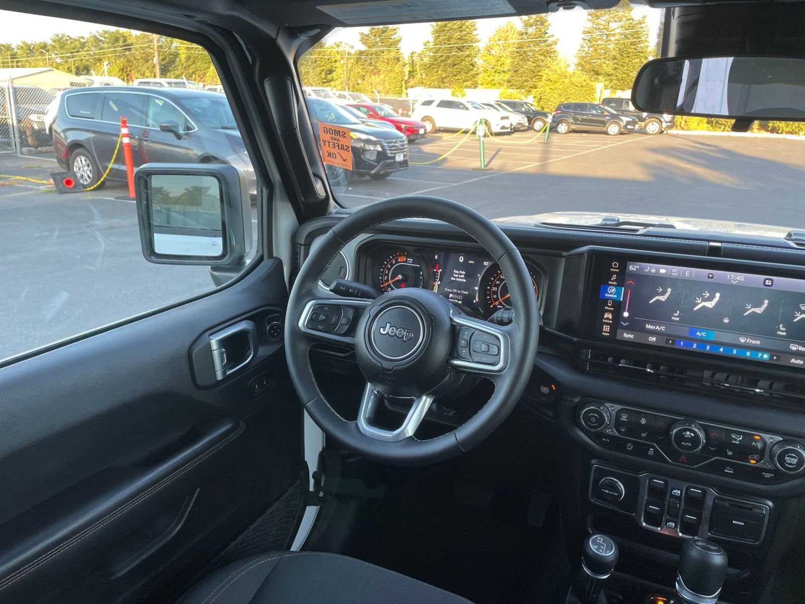 Thumbnail: 2025 Jeep Wrangler - 34