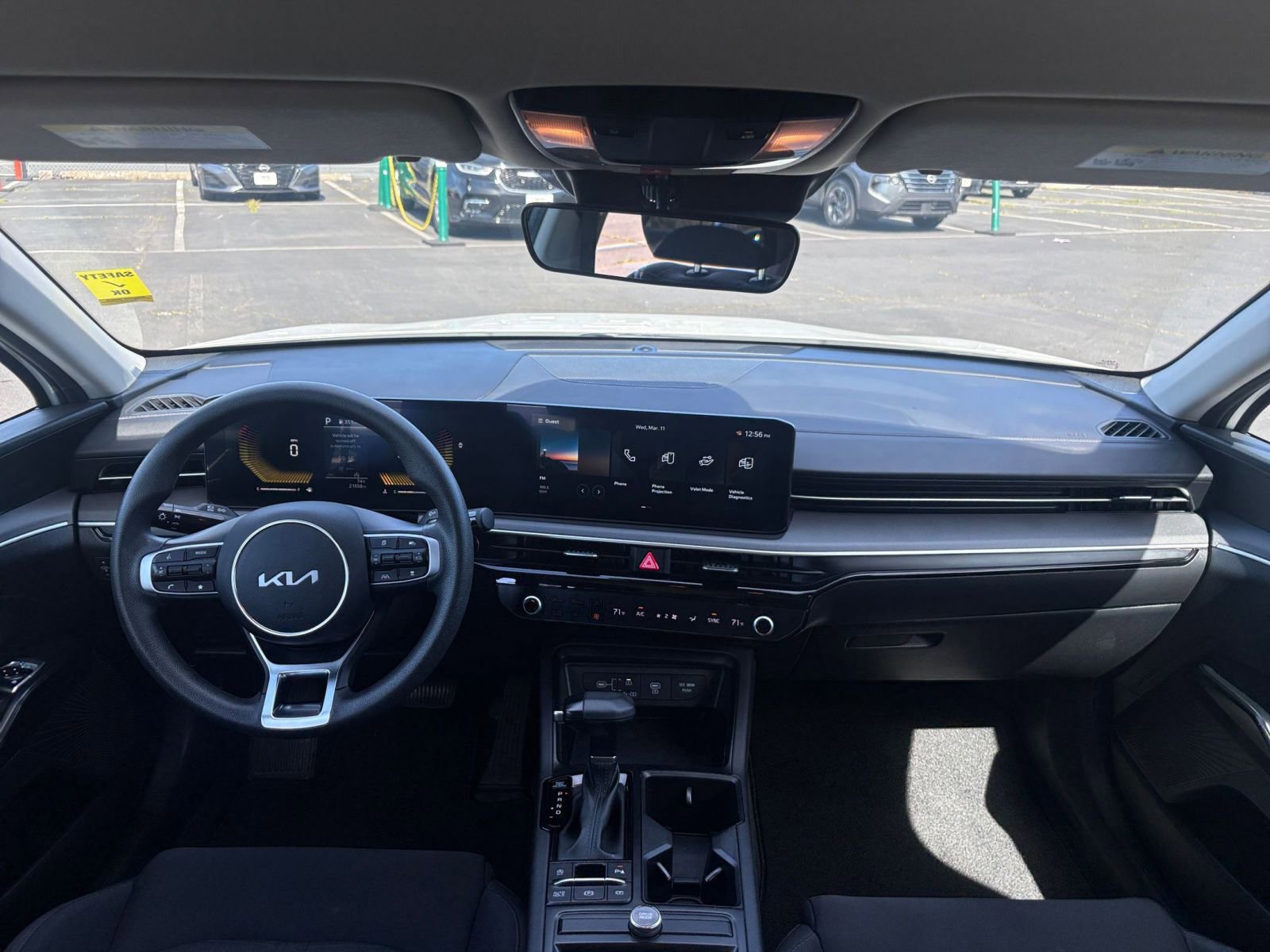 Thumbnail: 2025 Kia K5 - 32