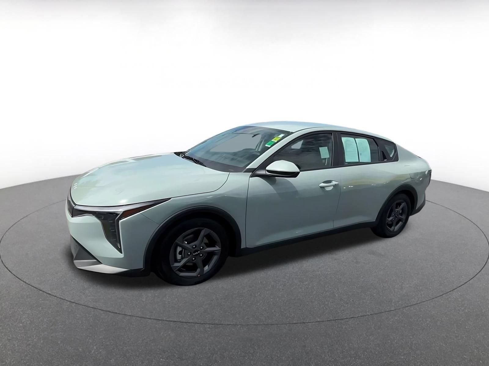 Thumbnail: 2026 Kia K4 - 7