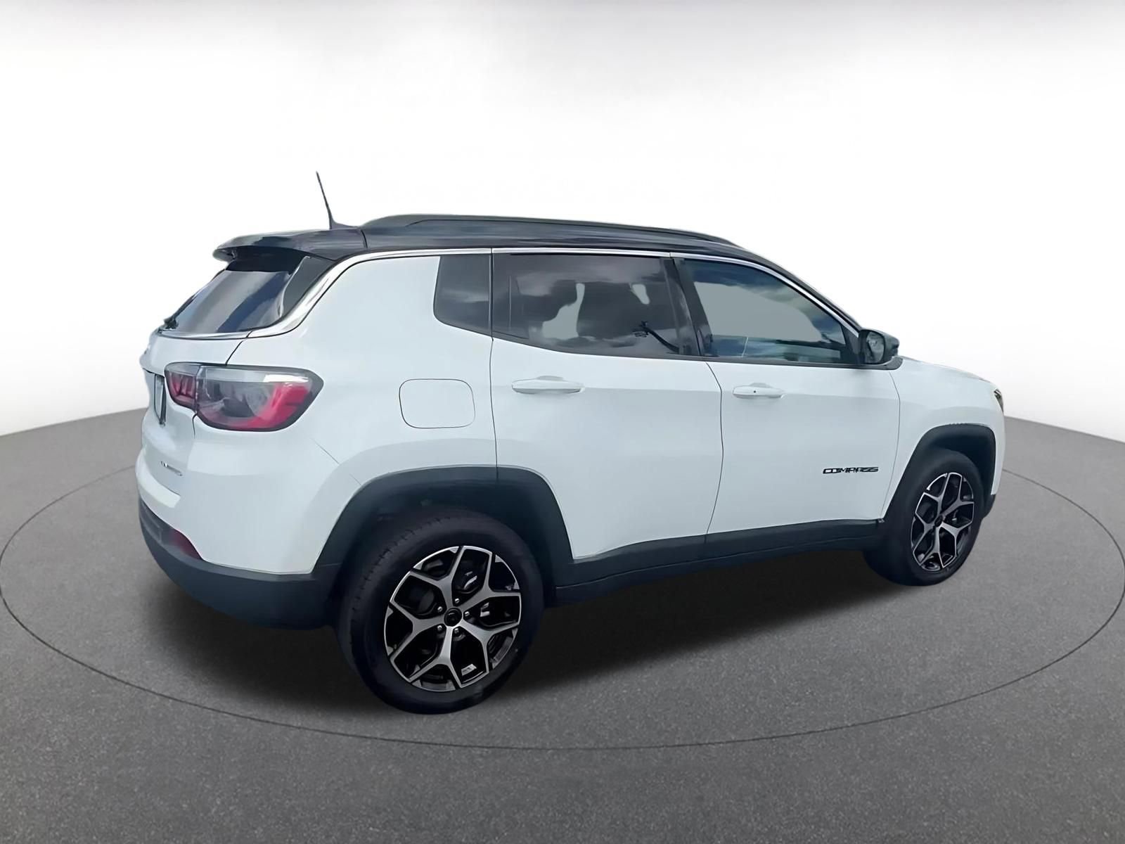 Thumbnail: 2025 Jeep Compass - 15