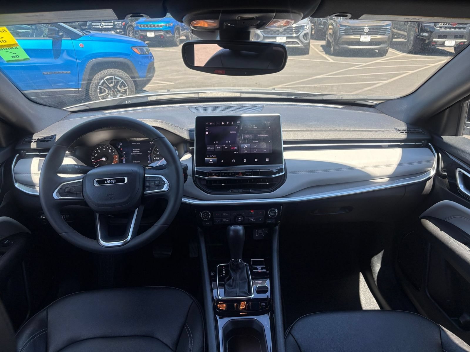 Thumbnail: 2025 Jeep Compass - 34