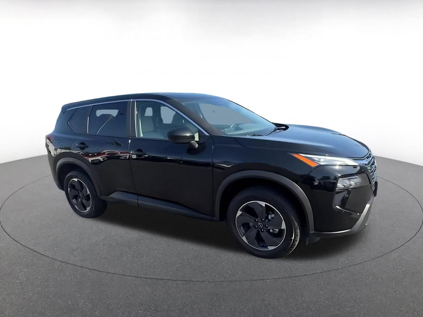 Thumbnail: 2025 Nissan Rogue - 2