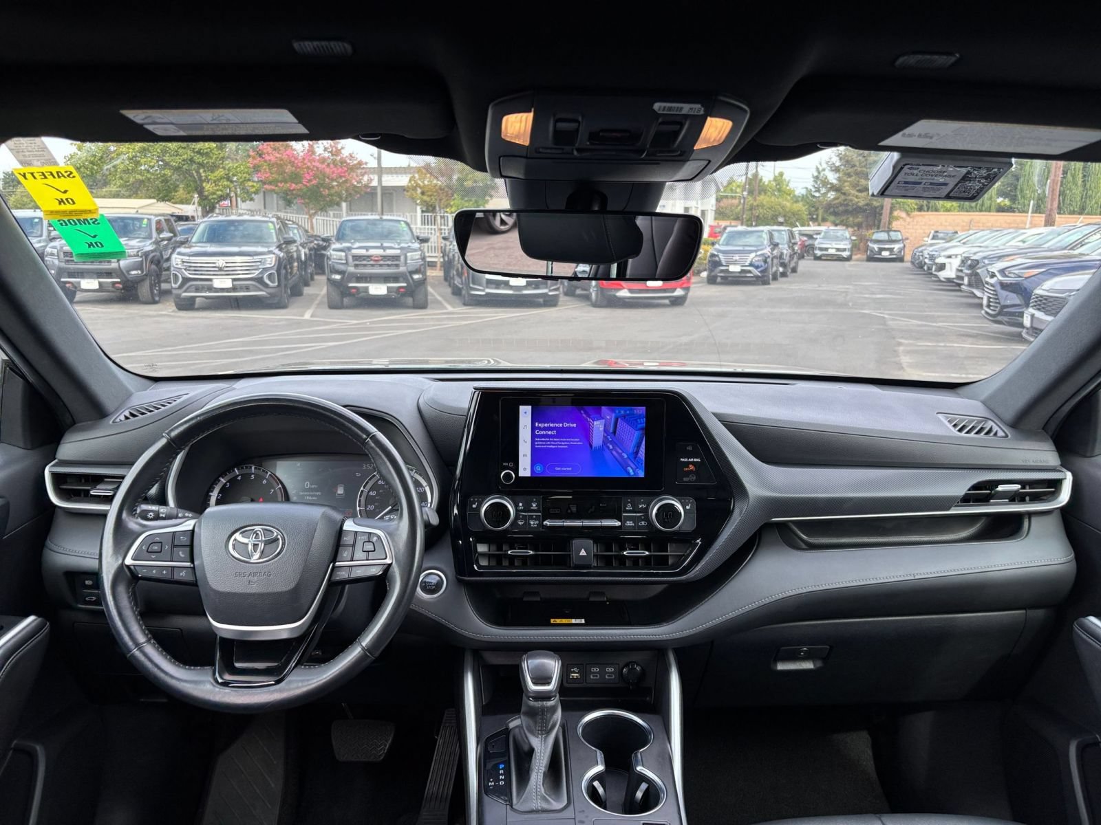 Thumbnail: 2024 Toyota Highlander - 32