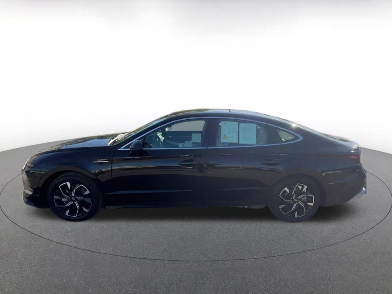 Thumbnail: 2025 Hyundai Sonata - 9