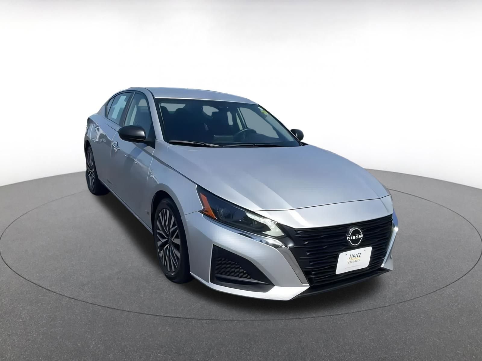 Thumbnail: 2024 Nissan Altima - 3