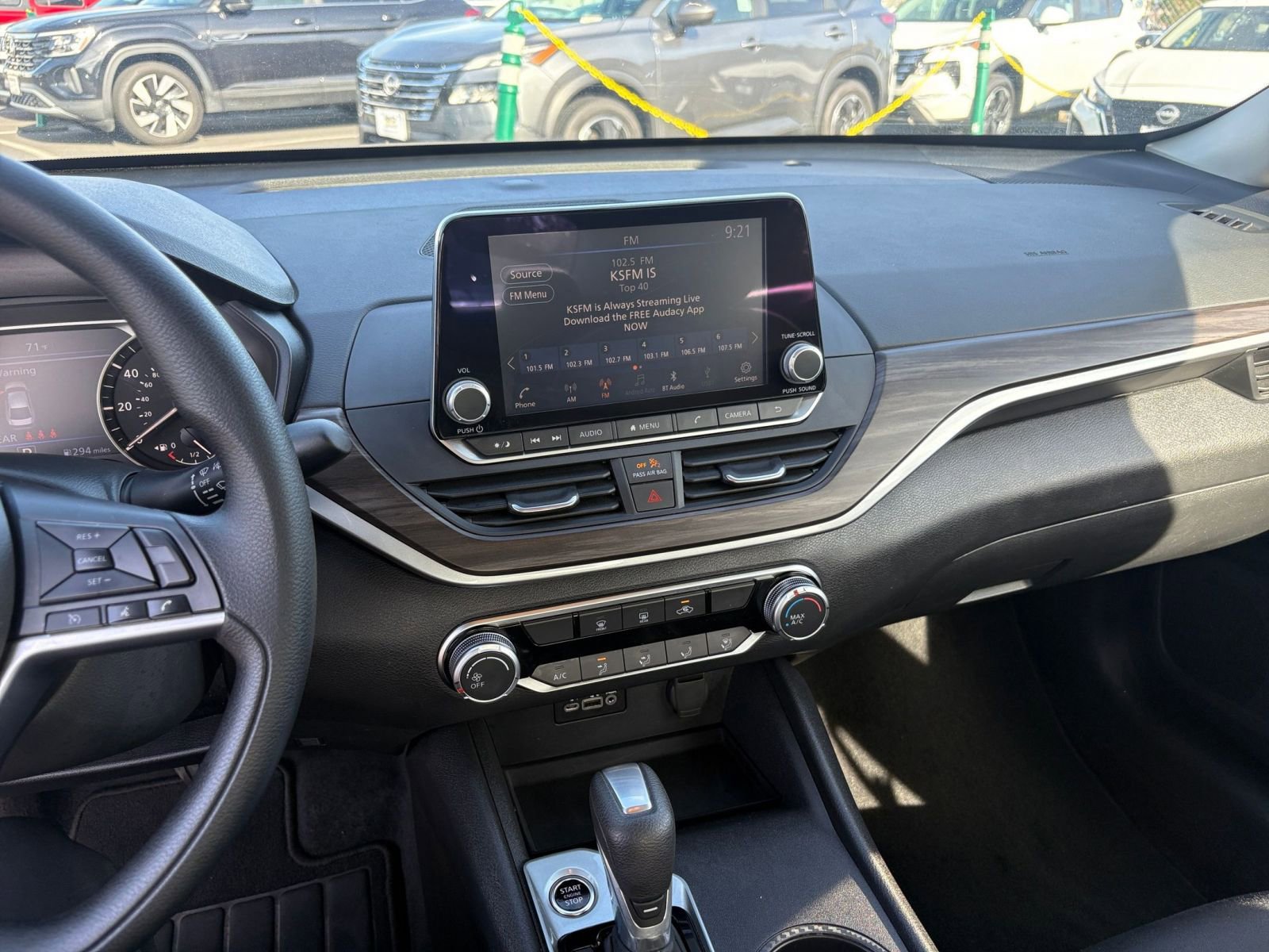 Thumbnail: 2025 Nissan Altima - 17