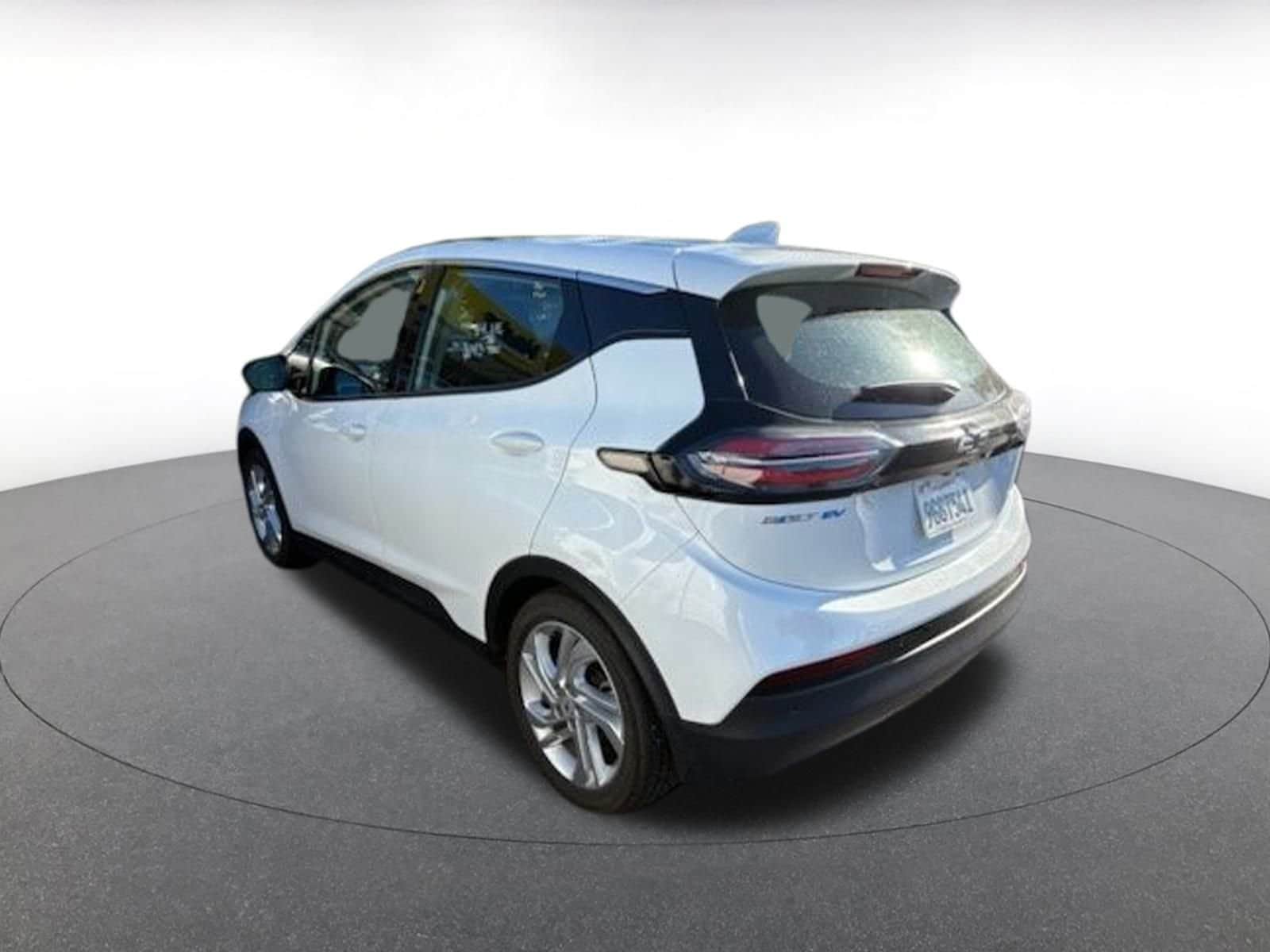 Thumbnail: 2023 Chevrolet Bolt EV - 3
