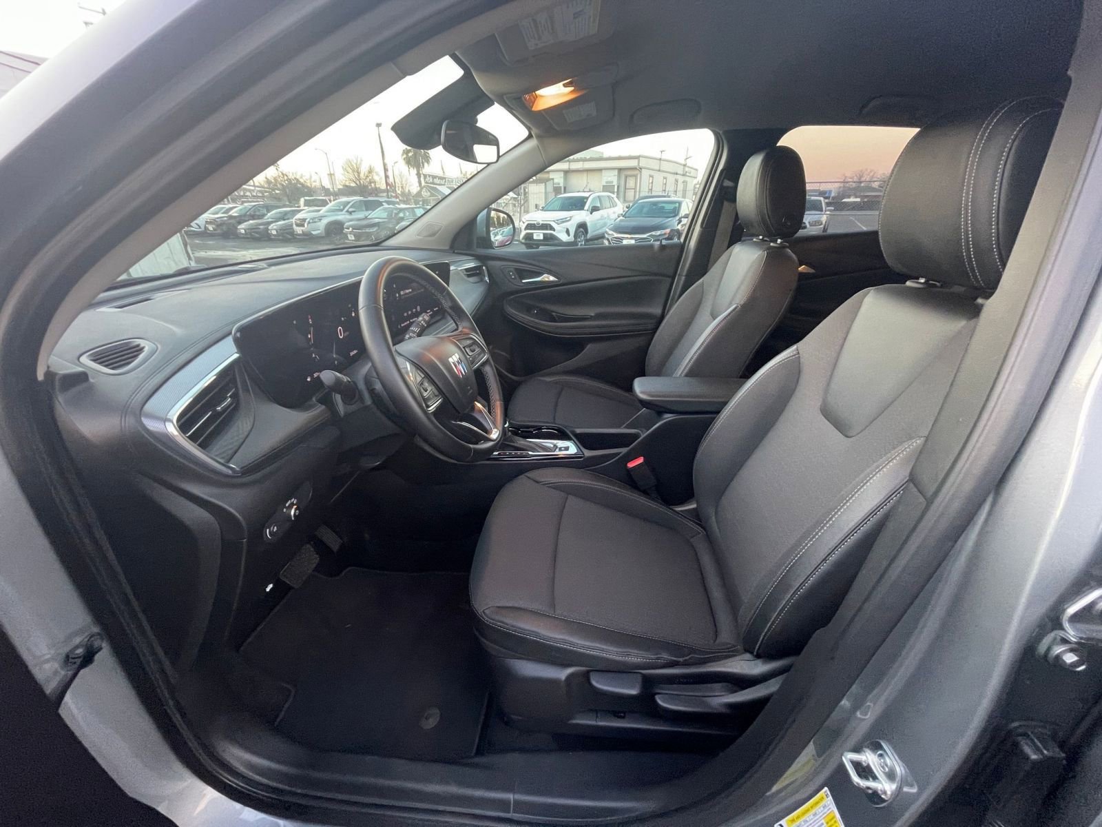 Thumbnail: 2025 Buick Encore GX - 24