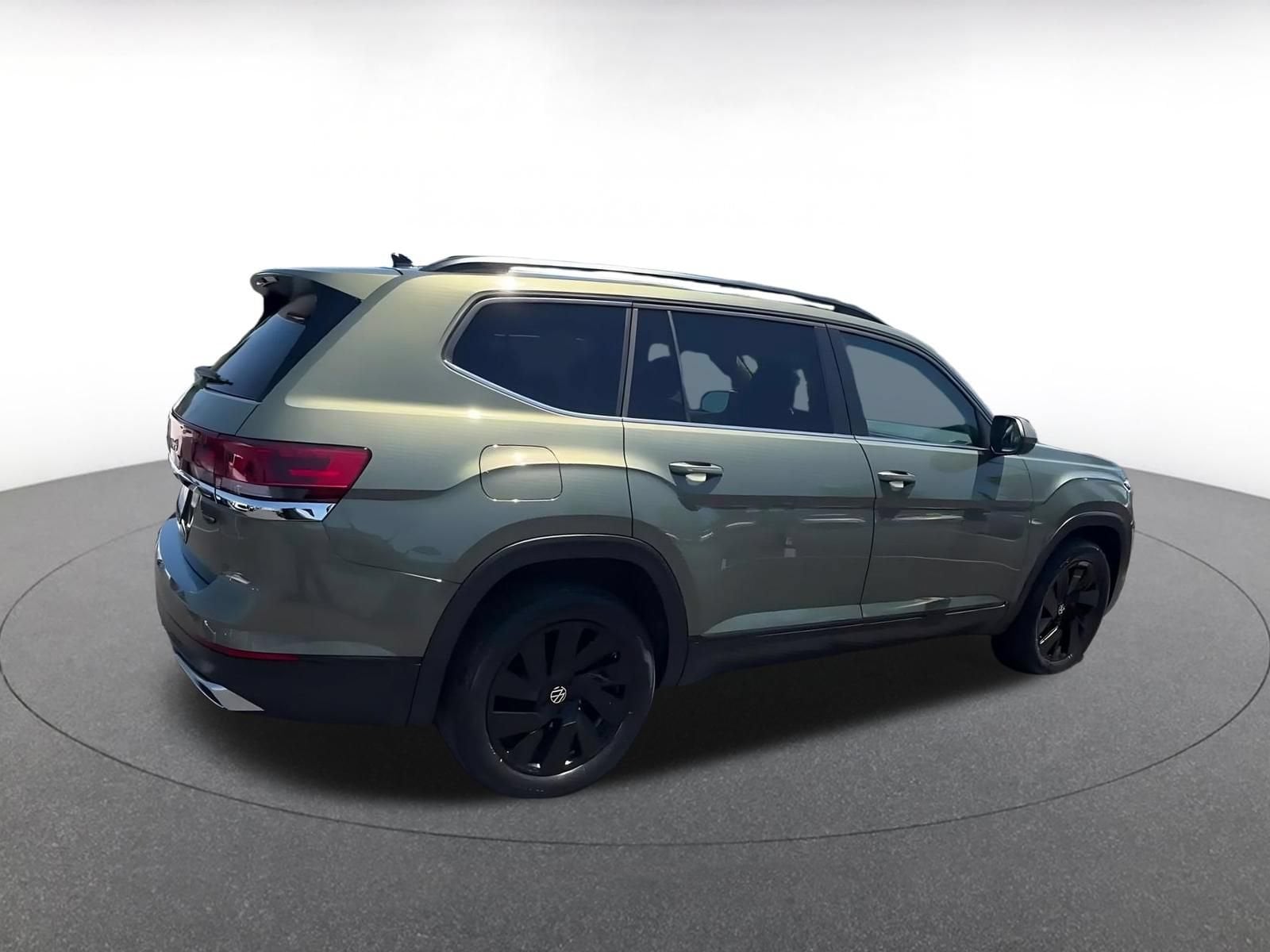 Thumbnail: 2026 Volkswagen Atlas - 11