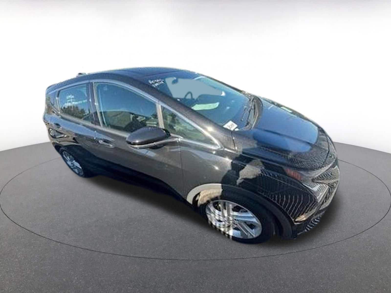Thumbnail: 2023 Chevrolet Bolt EV - 1
