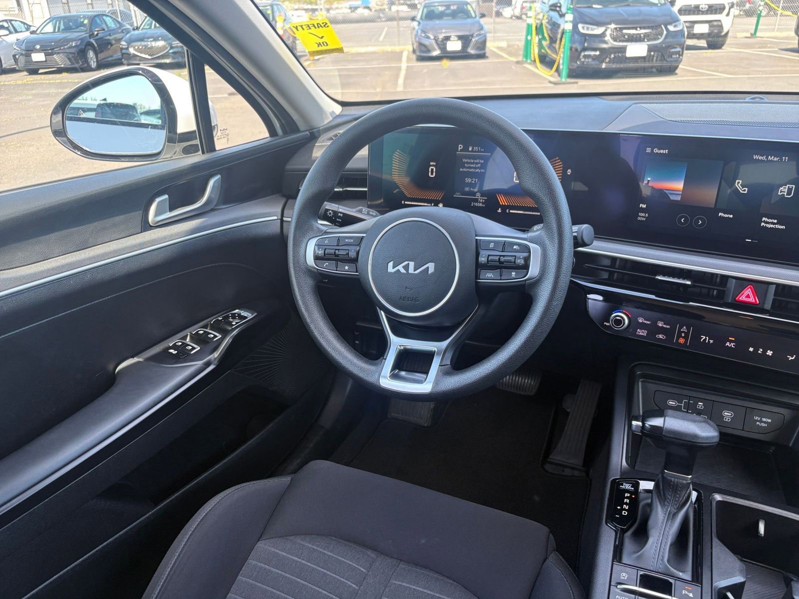 Thumbnail: 2025 Kia K5 - 33