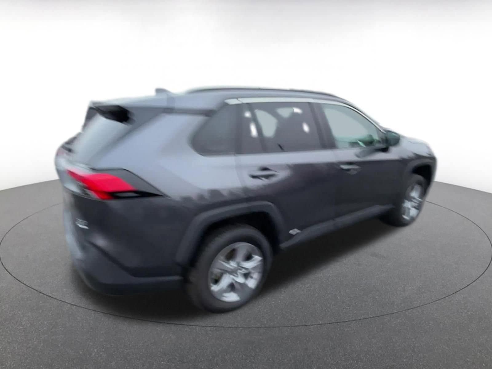 Thumbnail: 2025 Toyota RAV4 - 15