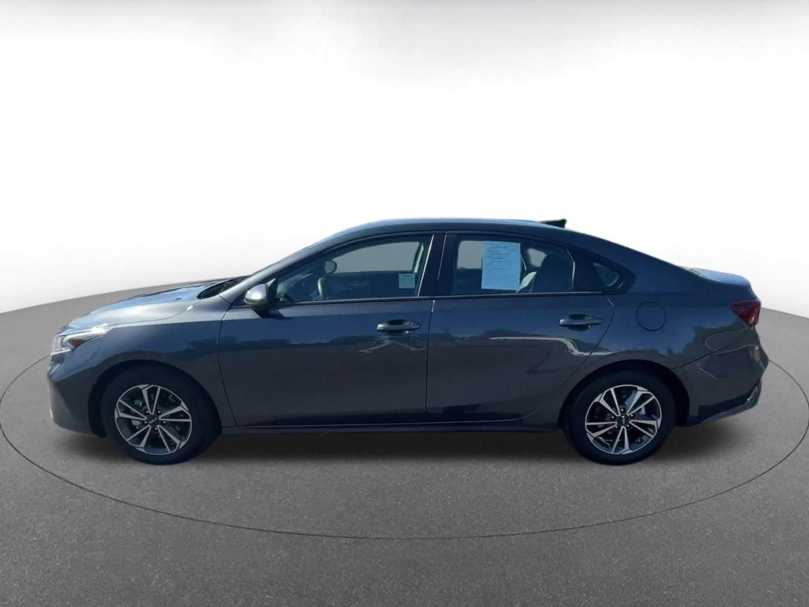 2024 Kia Forte LXS 8