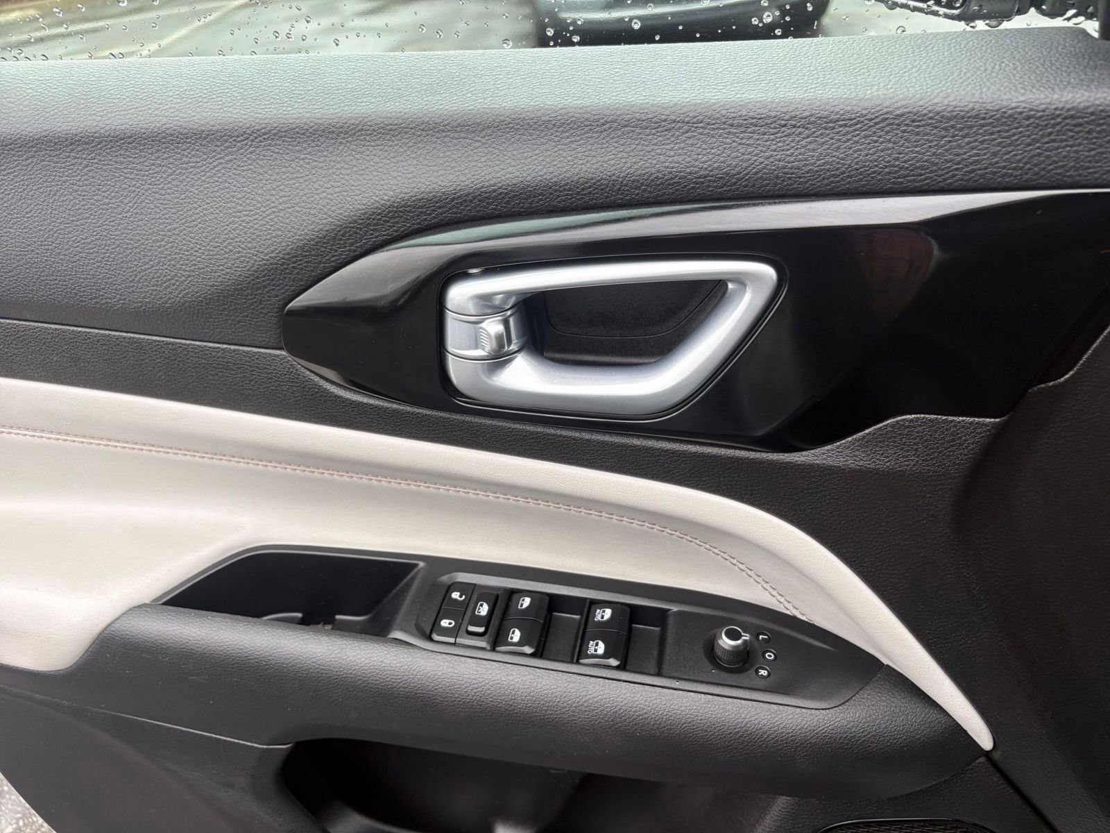 Thumbnail: 2025 Jeep Compass - 18