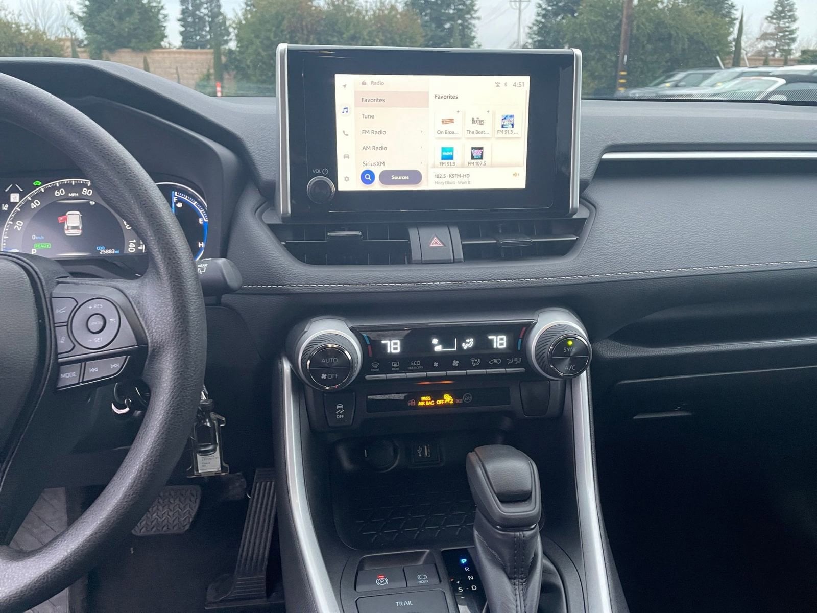 Thumbnail: 2025 Toyota RAV4 - 17