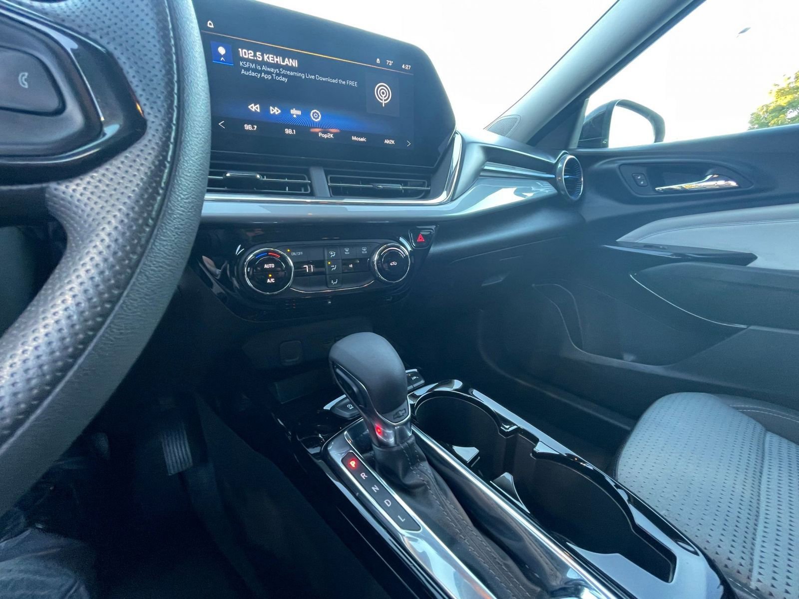 Thumbnail: 2025 Chevrolet Trax - 35