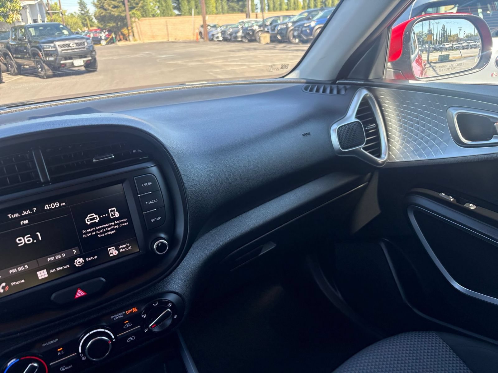 Thumbnail: 2025 Kia Soul - 33