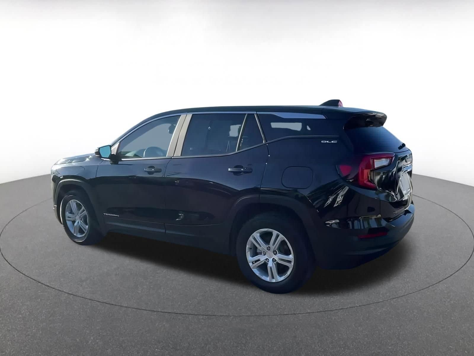 Thumbnail: 2024 GMC Terrain - 10