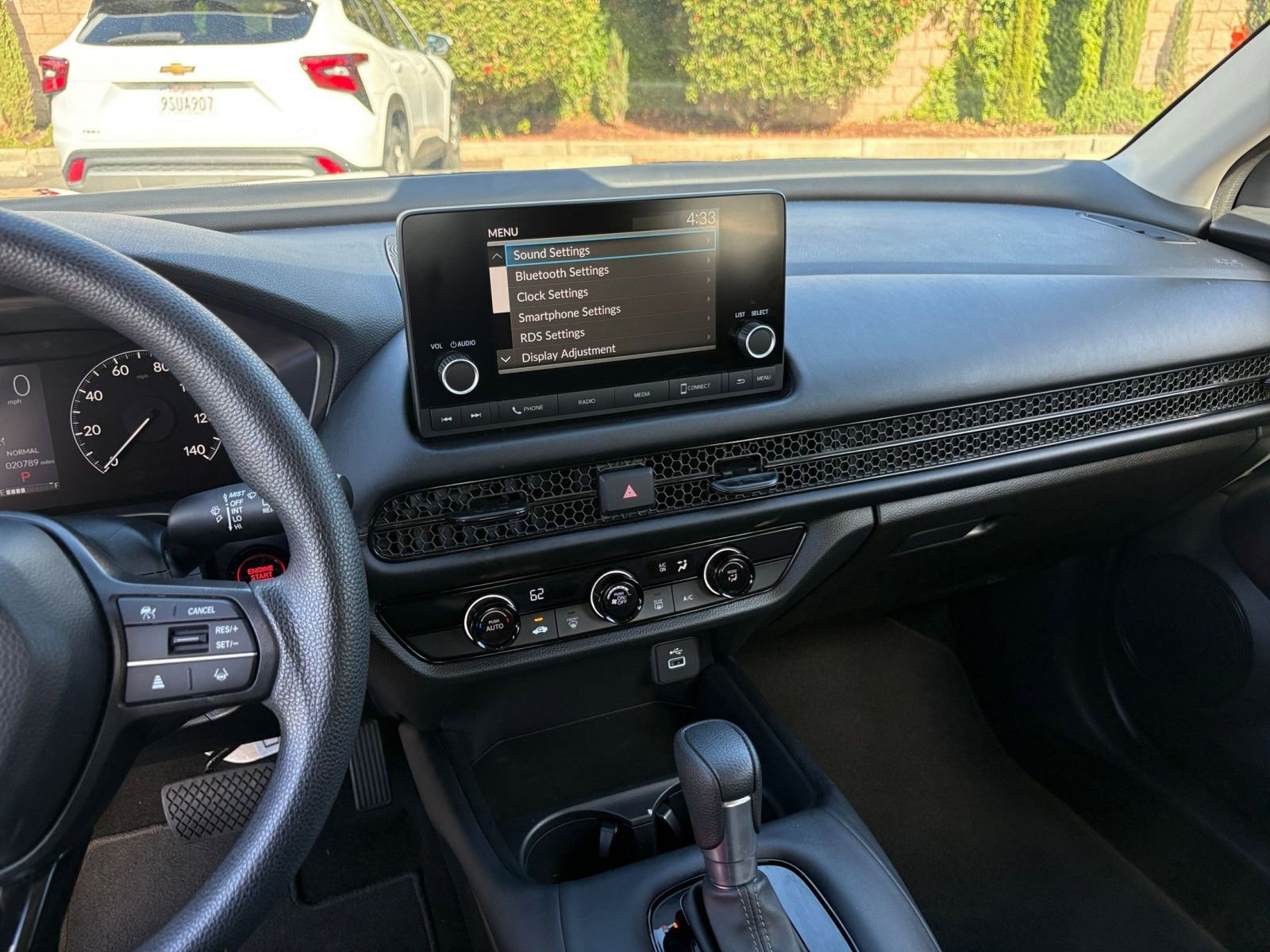 Thumbnail: 2025 Honda HR-V - 17