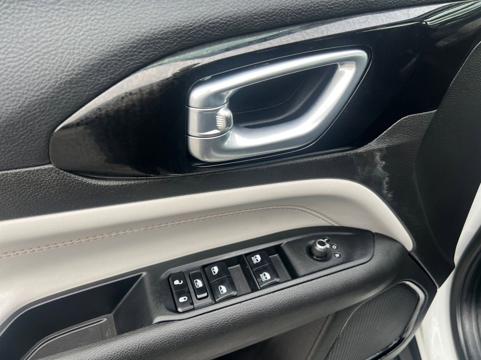 Thumbnail: 2025 Jeep Compass - 20