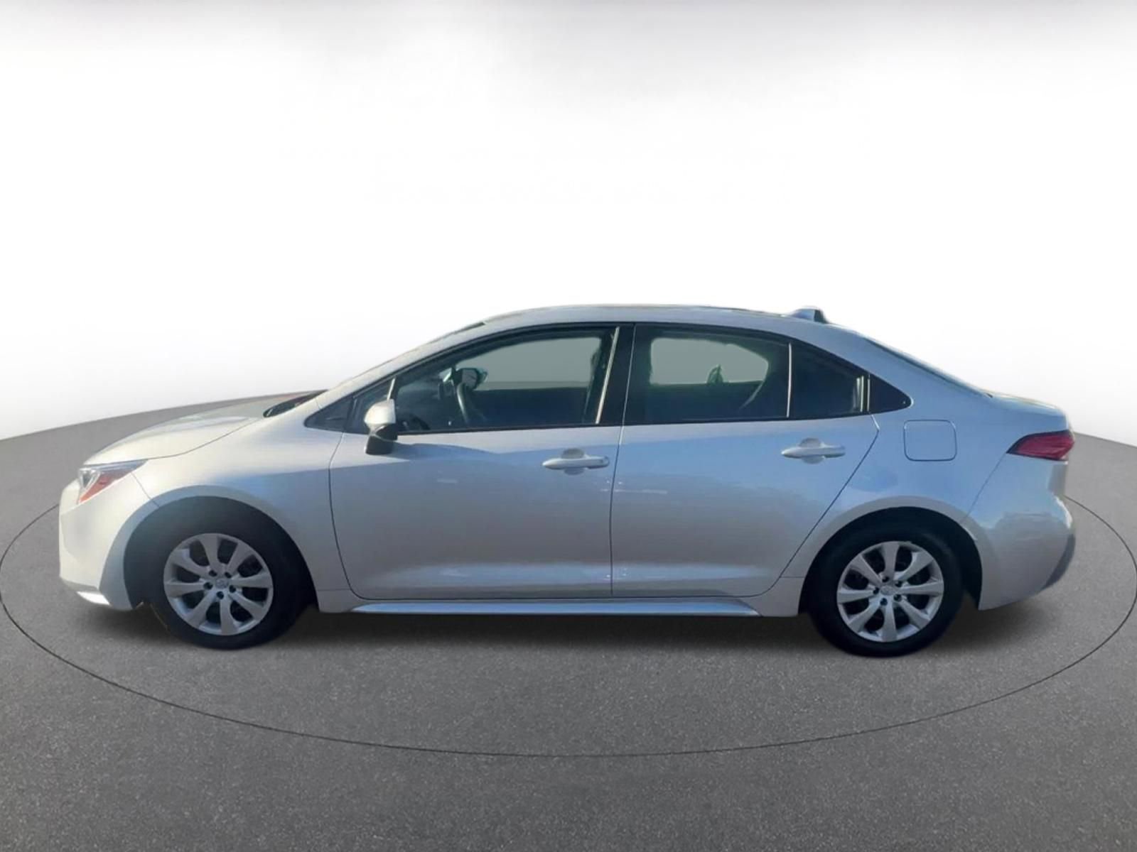 Thumbnail: 2025 Toyota Corolla - 9