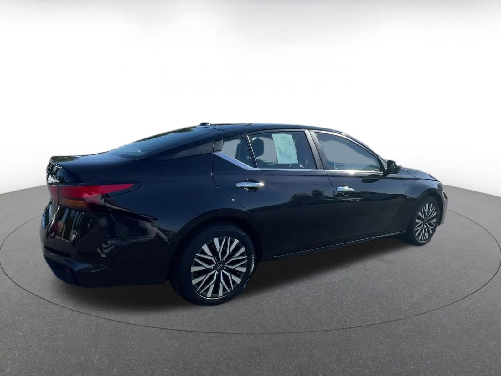 Thumbnail: 2024 Nissan Altima - 15