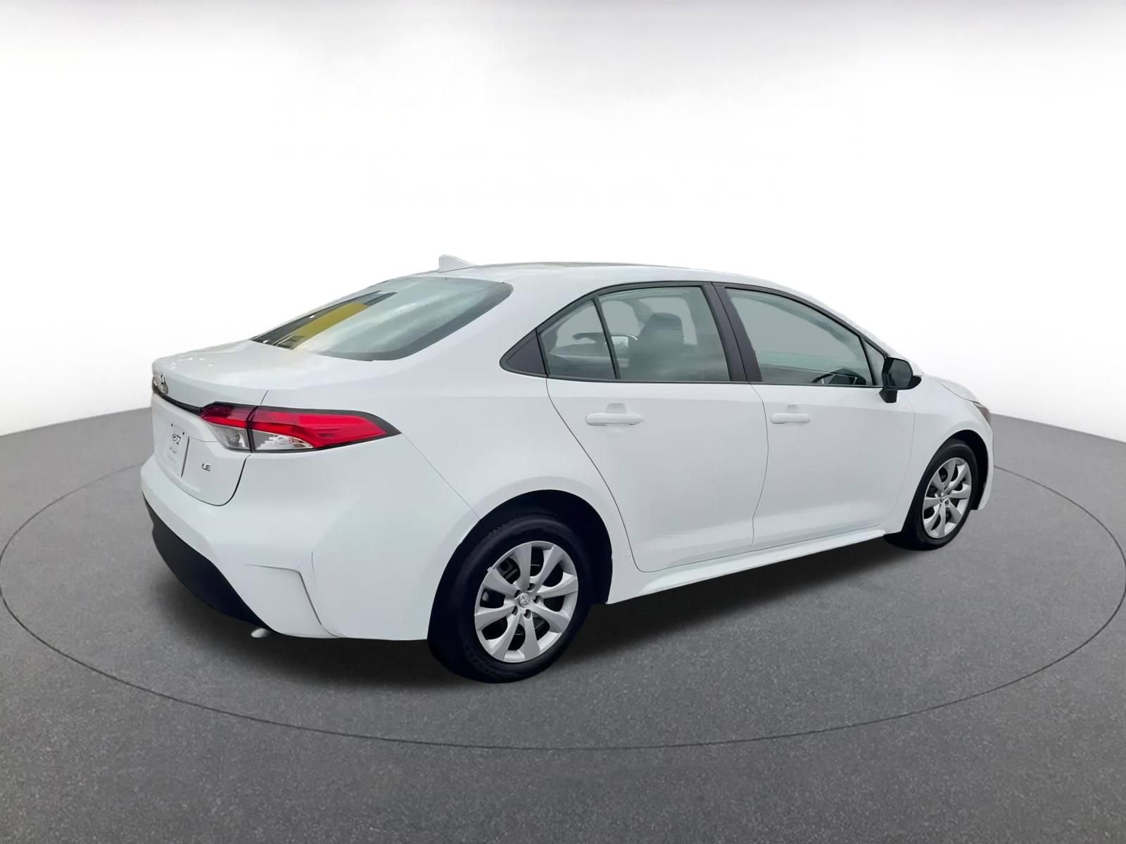 Thumbnail: 2024 Toyota Corolla - 14