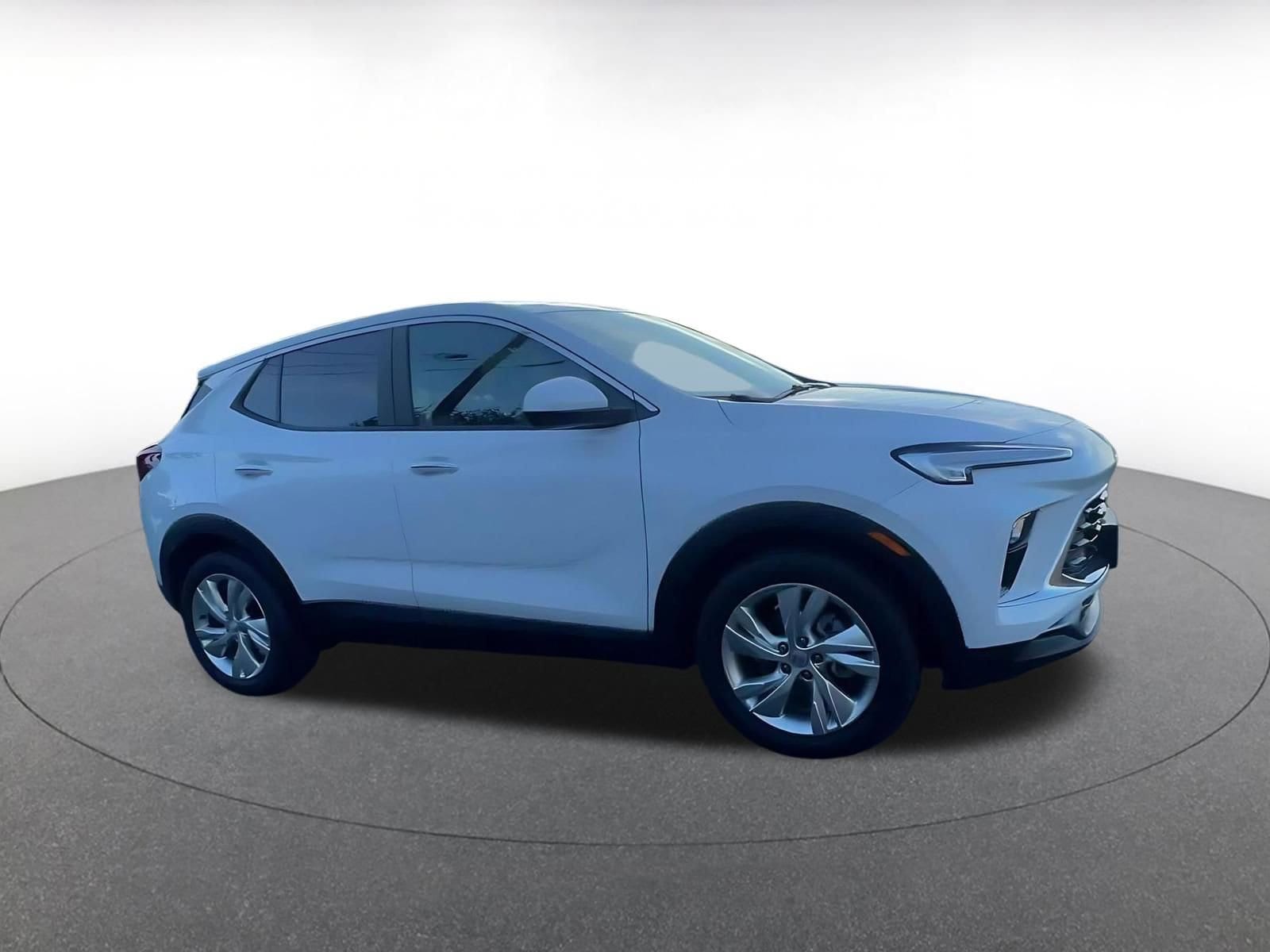 Thumbnail: 2025 Buick Encore GX - 2