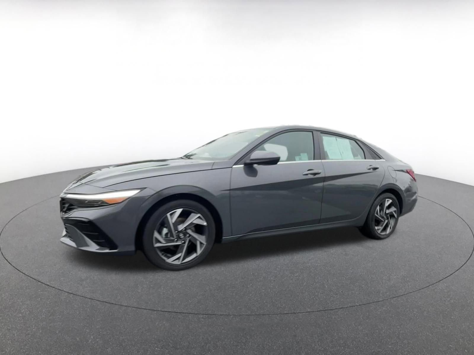 Thumbnail: 2025 Hyundai Elantra - 8